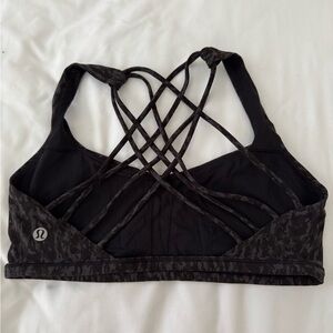Lululemon Free to be Wild Bra size 6